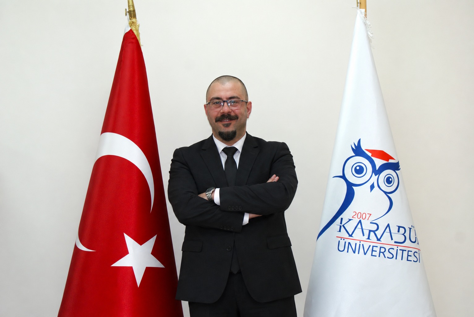 Emre CON
